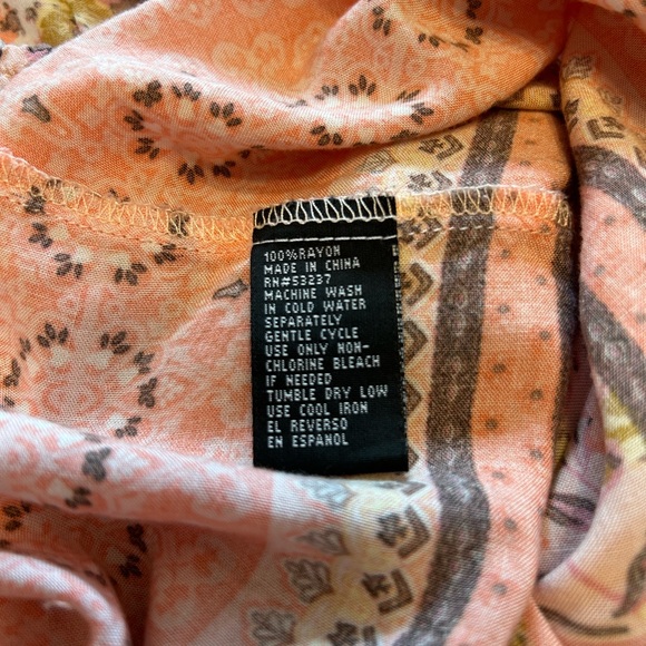 Unique Spectrum Pink and Brown 3/4 Sleeve Tie Front Blouse Size M - Picture 3 of 3